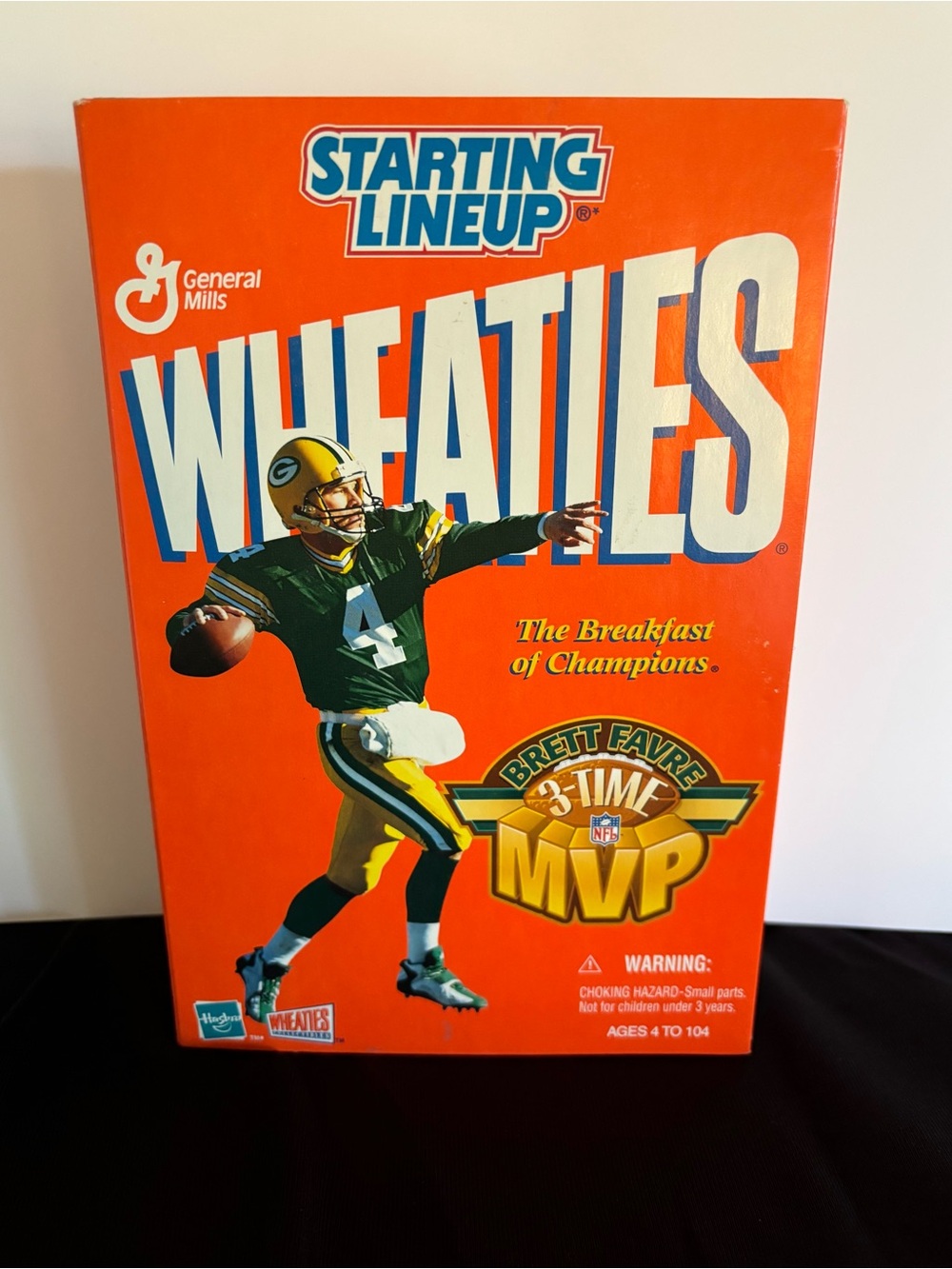 Brett Favre Starting Lineup Wheaties Collection Box w/Figure, Coin, and Card
